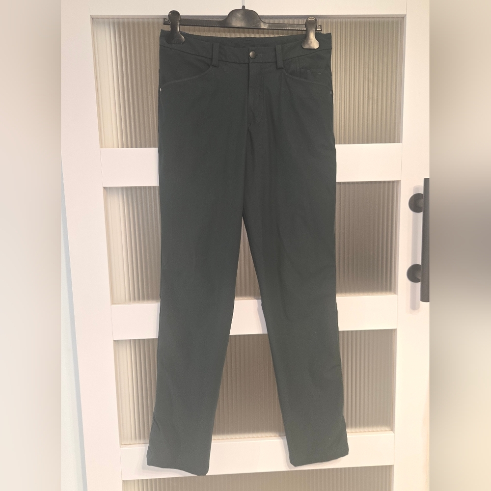 Calvin Klein Men's Dark Gray Straight Jeans